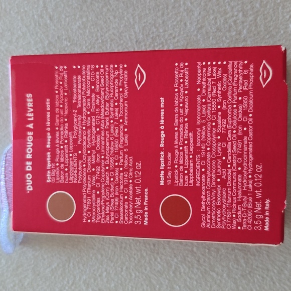 SEPHORA BUNDLE OF 4 LIPSTICKS AND 1 DRY BODY BRUSH - Picture 6 of 7